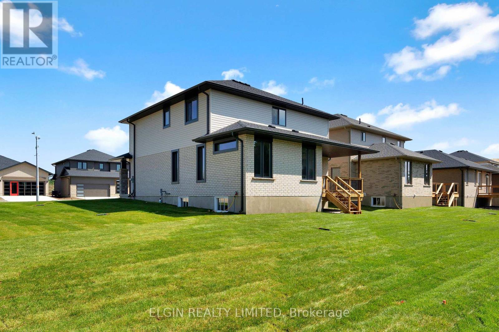 1 Finch Street, Tillsonburg, Ontario  N4G 0L9 - Photo 3 - X13479522