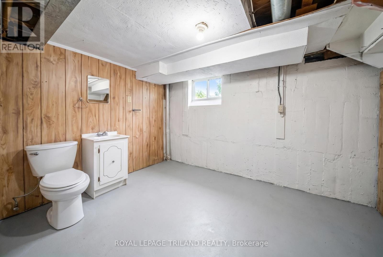 52 Nelson Street, Lambton Shores, Ontario  N0M 2N0 - Photo 24 - X13479558