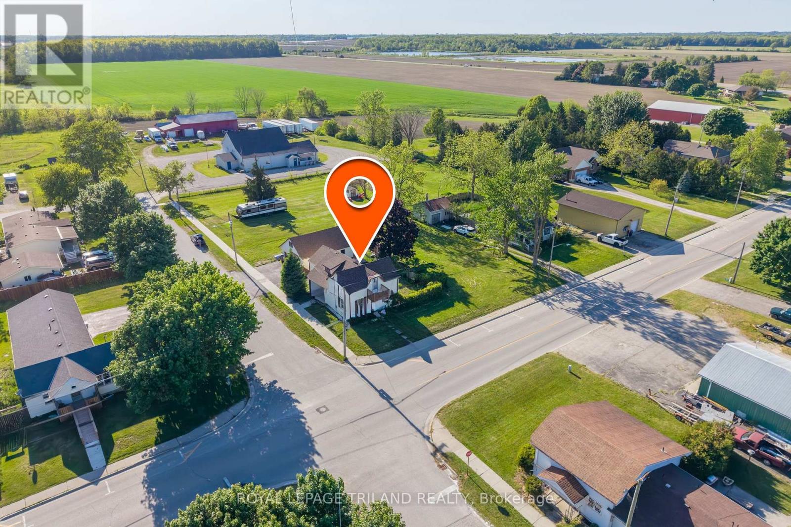 52 Nelson Street, Lambton Shores, Ontario  N0M 2N0 - Photo 34 - X13479558