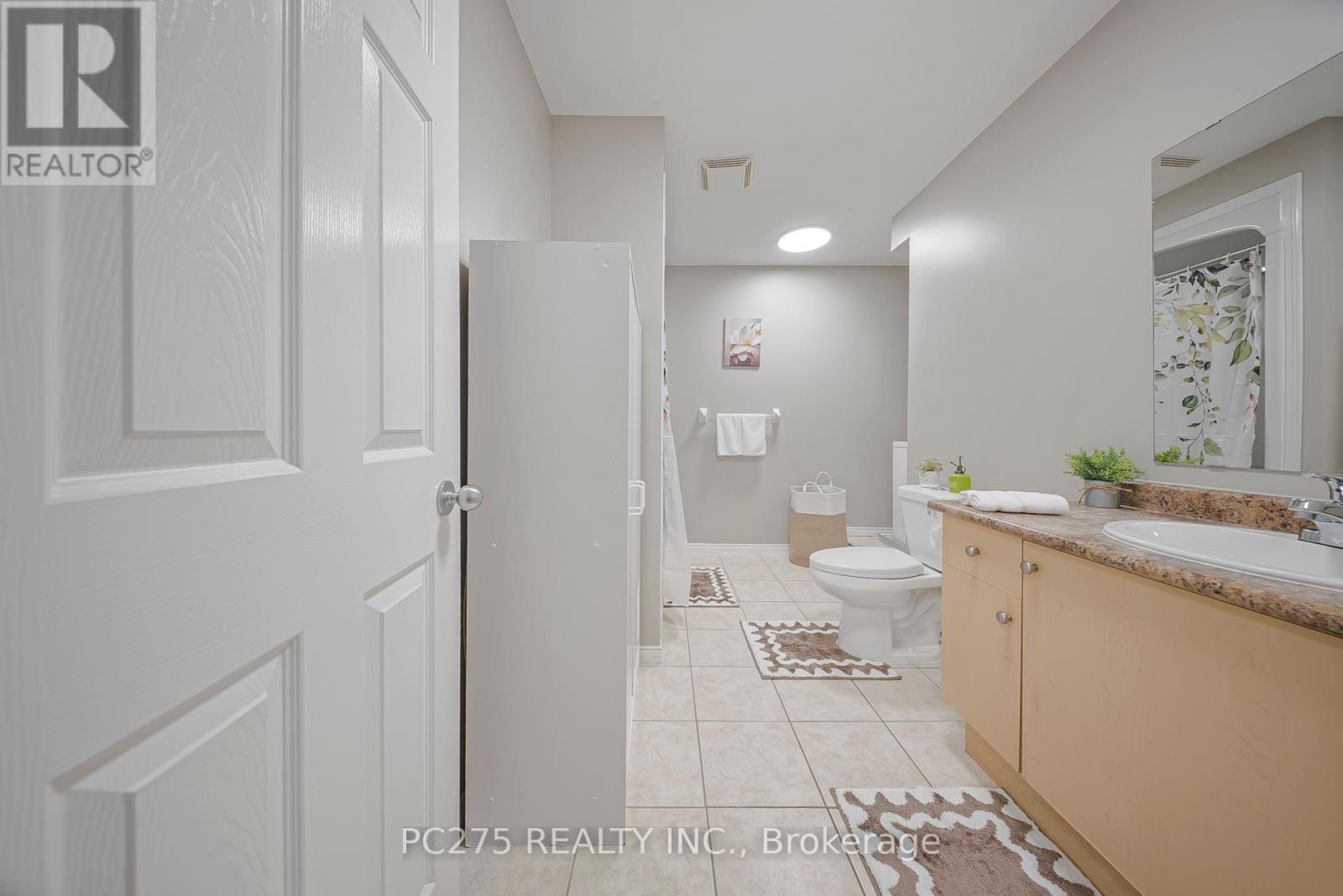 E37 - 12 Holborn Drive, Kitchener, Ontario  N2A 0A4 - Photo 35 - X13479736