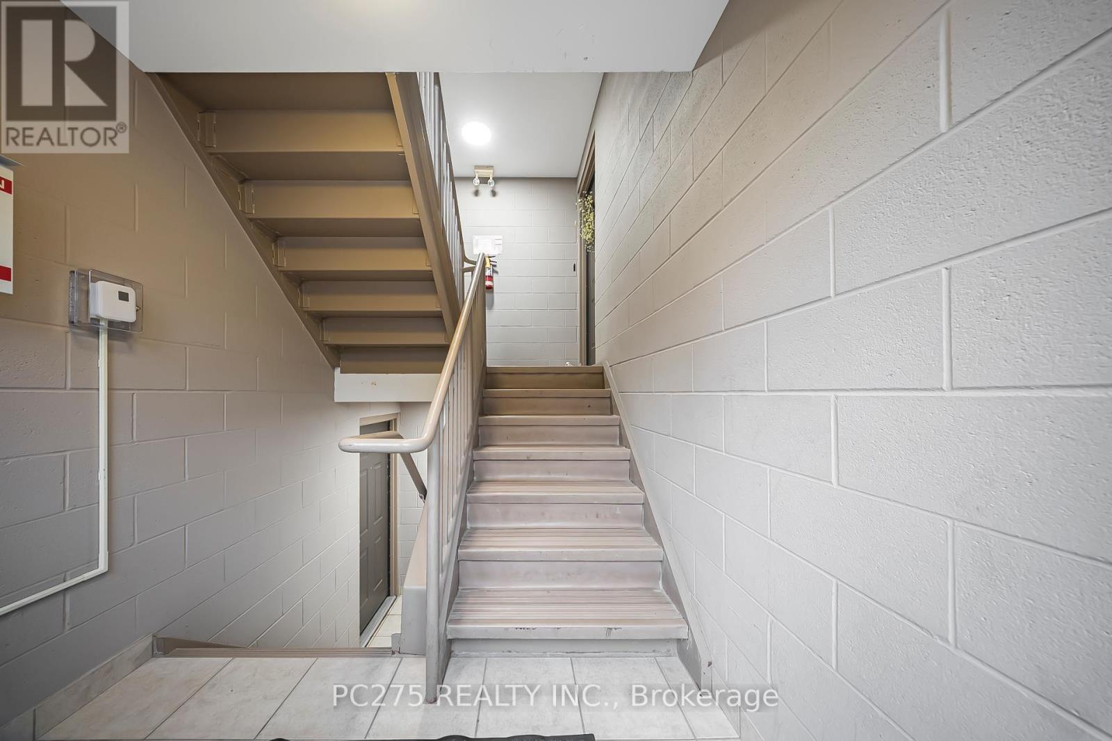 E37 - 12 Holborn Drive, Kitchener, Ontario  N2A 0A4 - Photo 6 - X13479736