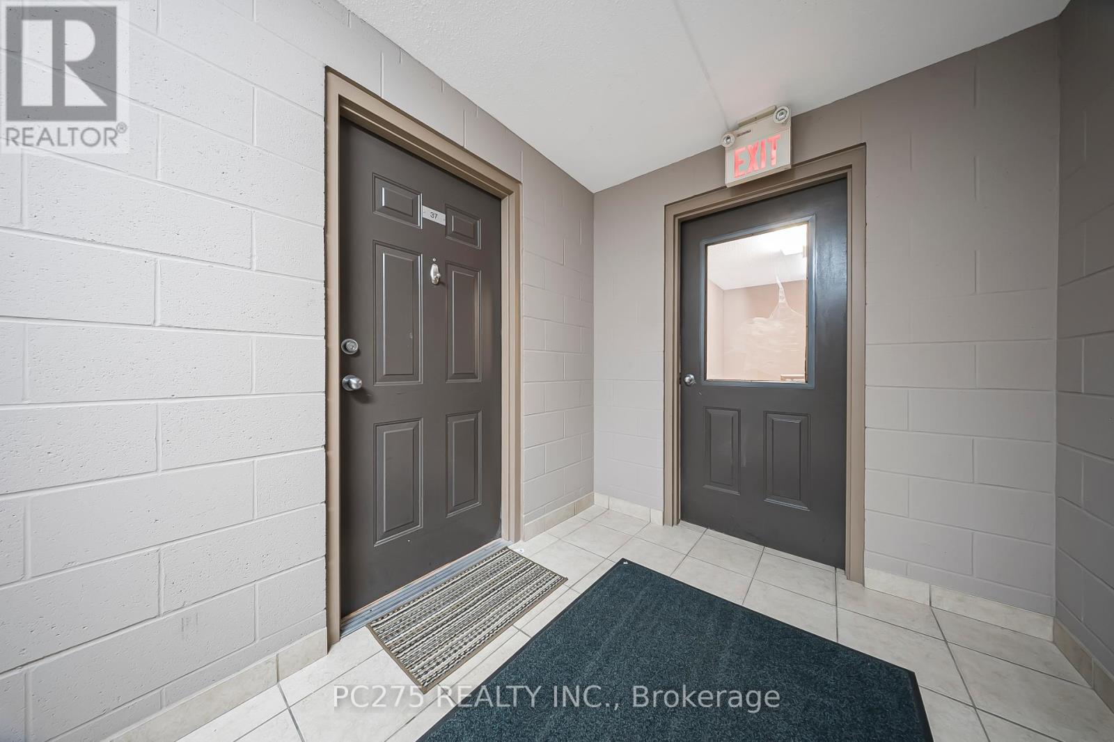 E37 - 12 Holborn Drive, Kitchener, Ontario  N2A 0A4 - Photo 8 - X13479736