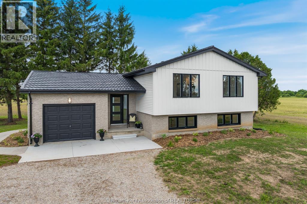 MLS# 26014767: 5583 Carriage ROAD, Delaware Town, Canada