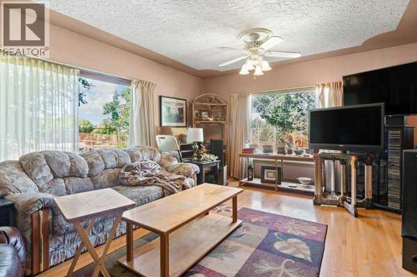 730 3 Street SE, High River, Alberta  T1V 1H2 - Photo 3 - A2322766