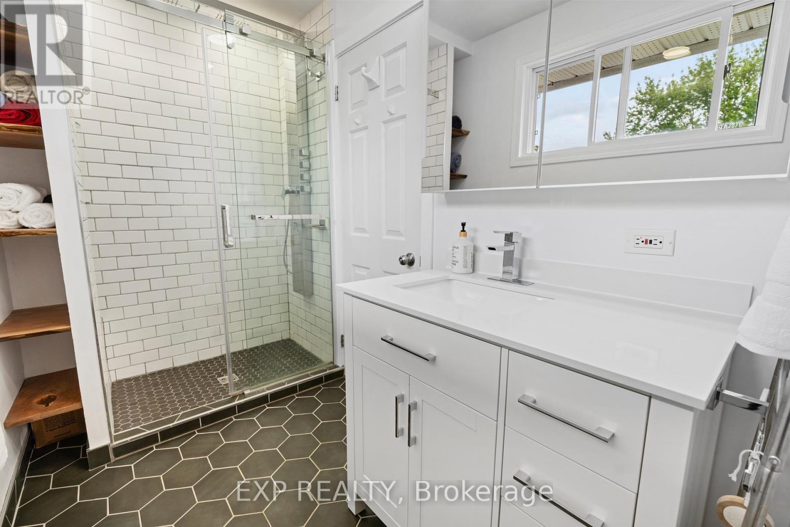 2061 Balharrie Avenue, Ottawa, Ontario  K1G 1G2 - Photo 27 - X13479580