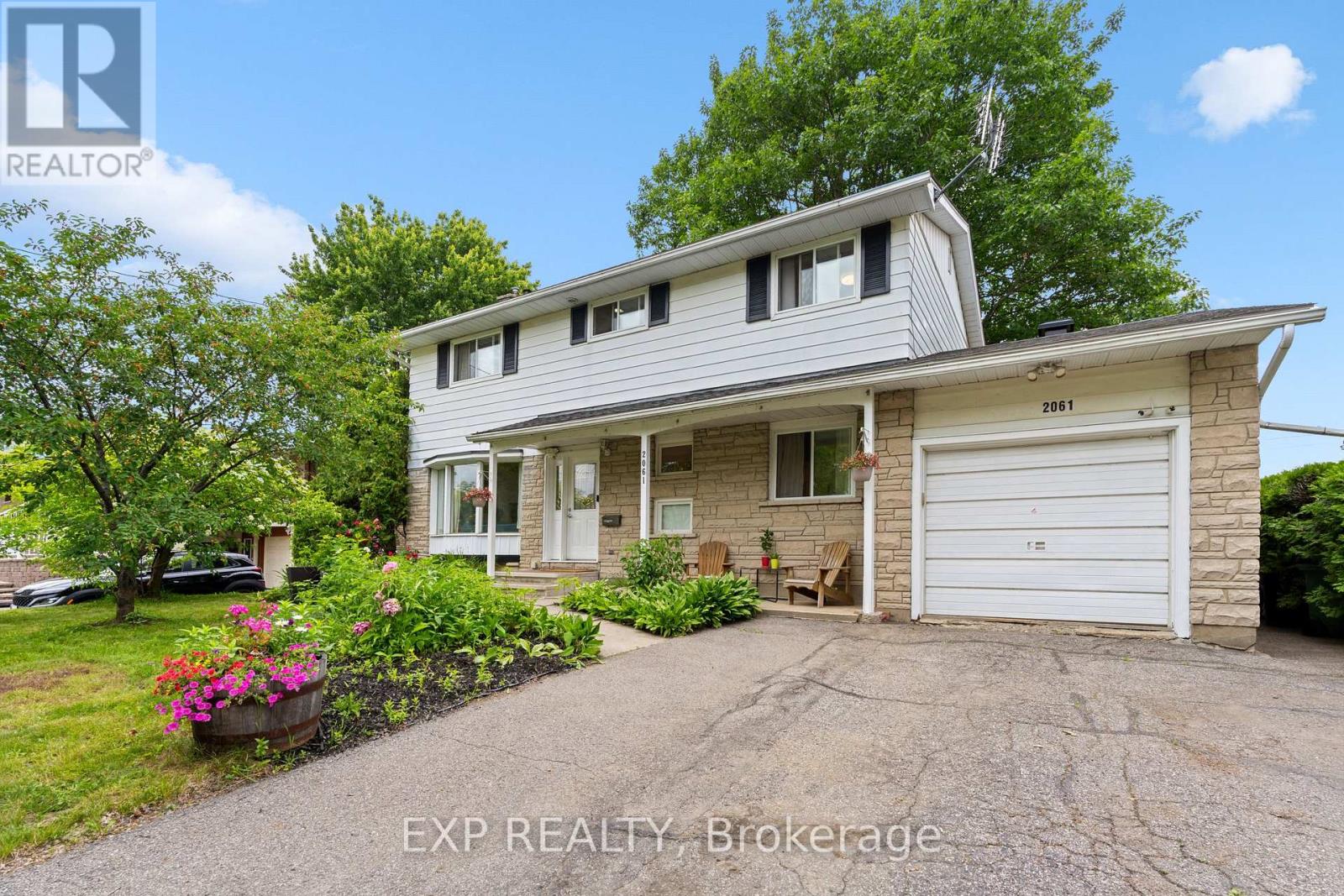 2061 Balharrie Avenue, Ottawa, Ontario  K1G 1G2 - Photo 3 - X13479580