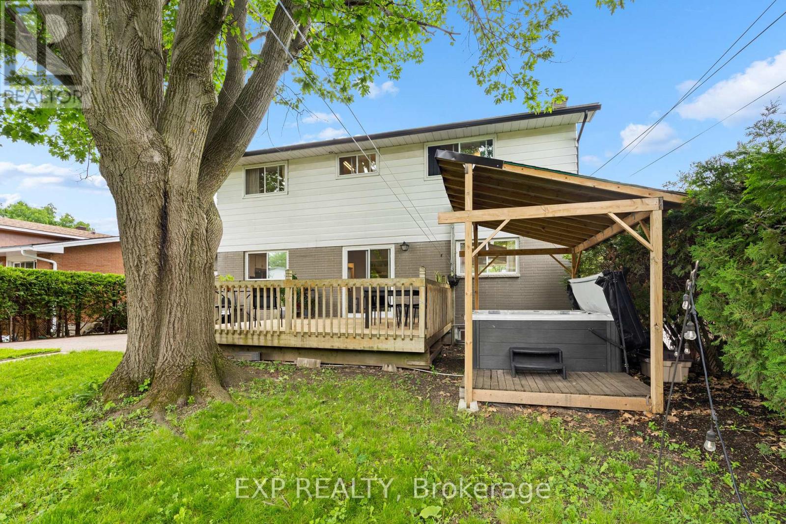 2061 Balharrie Avenue, Ottawa, Ontario  K1G 1G2 - Photo 47 - X13479580