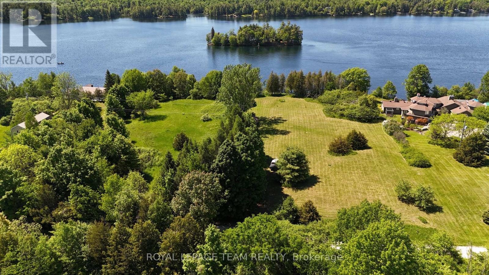 000 DRAGONFLY LANE, Rideau Lakes, Ontario