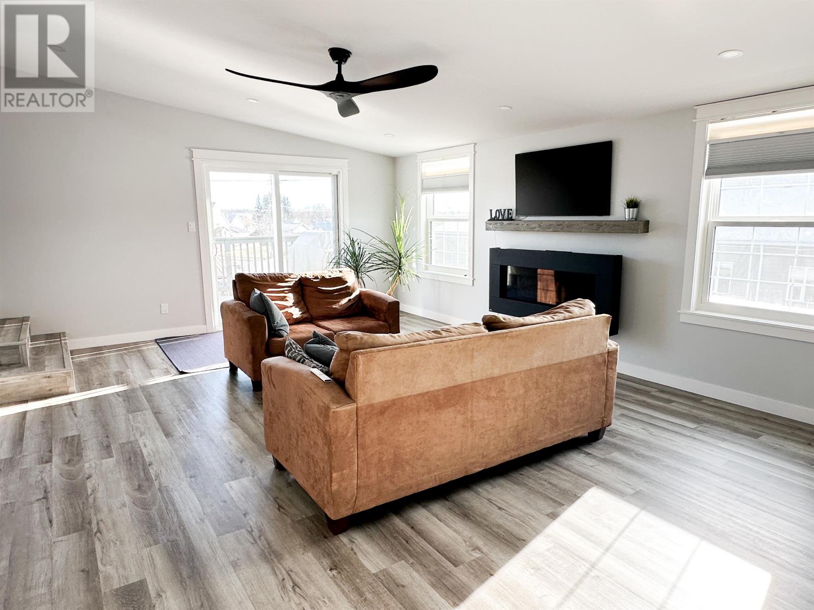 4 Fifth St, Balmertown, Ontario  P0V 1C0 - Photo 5 - TB2601656