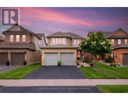 6 MERCHANTS AVENUE, Whitby, Ontario