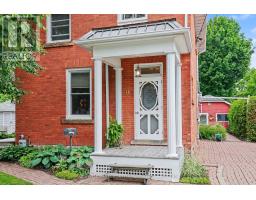 101 DRUMMOND STREET E, Perth, Ontario