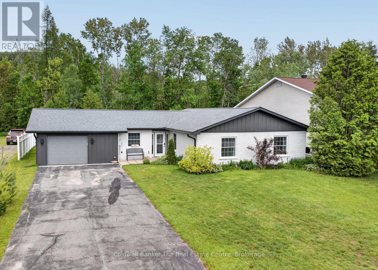 44 ANSON STREET, minden hills (lutterworth), Ontario