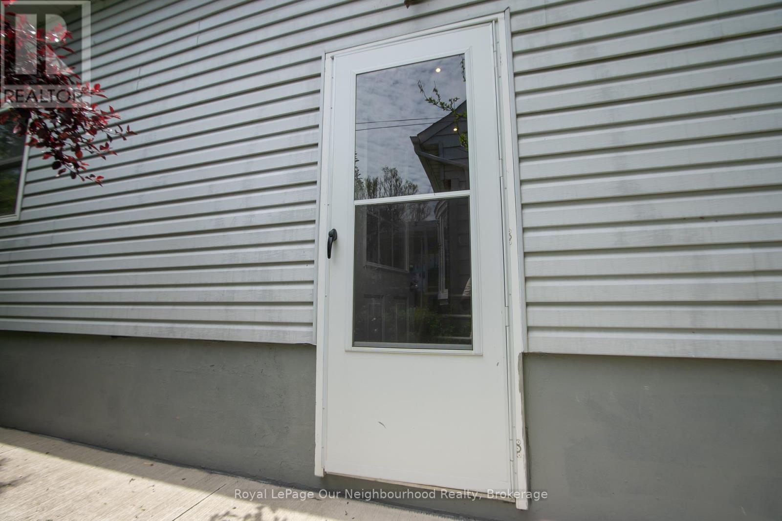 Basement - 104 Dominion Road, Fort Erie, Ontario  L2A 1E8 - Photo 3 - X13479654