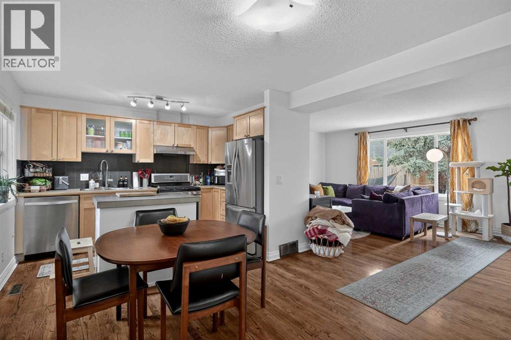 4421 Quentin Court Sw, Calgary, Alberta  T2T 6B8 - Photo 4 - A2320563