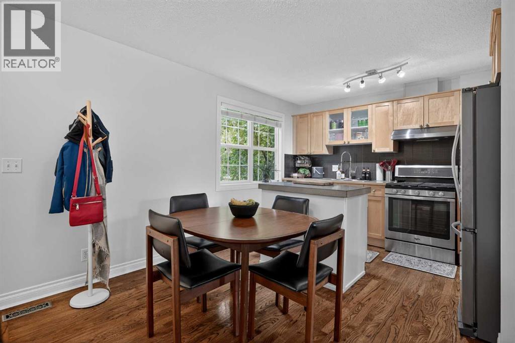 4421 Quentin Court Sw, Calgary, Alberta  T2T 6B8 - Photo 7 - A2320563
