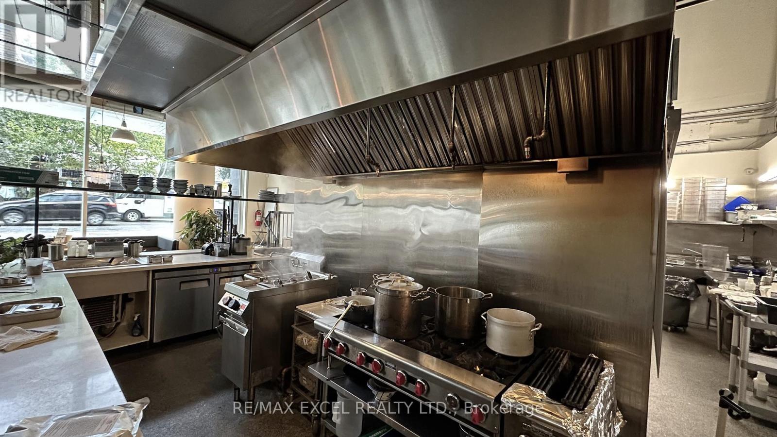 1 - 411 Church Street, Toronto, Ontario  M5B 2A4 - Photo 8 - C13479644