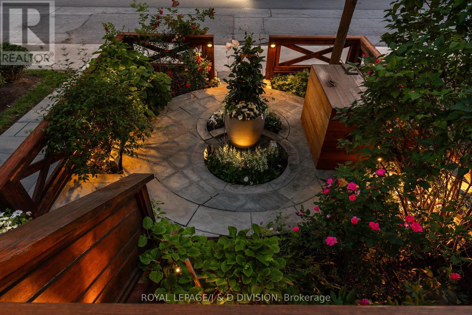 477 Roxton Road, Toronto, Ontario  M6G 3R5 - Photo 48 - C13479660