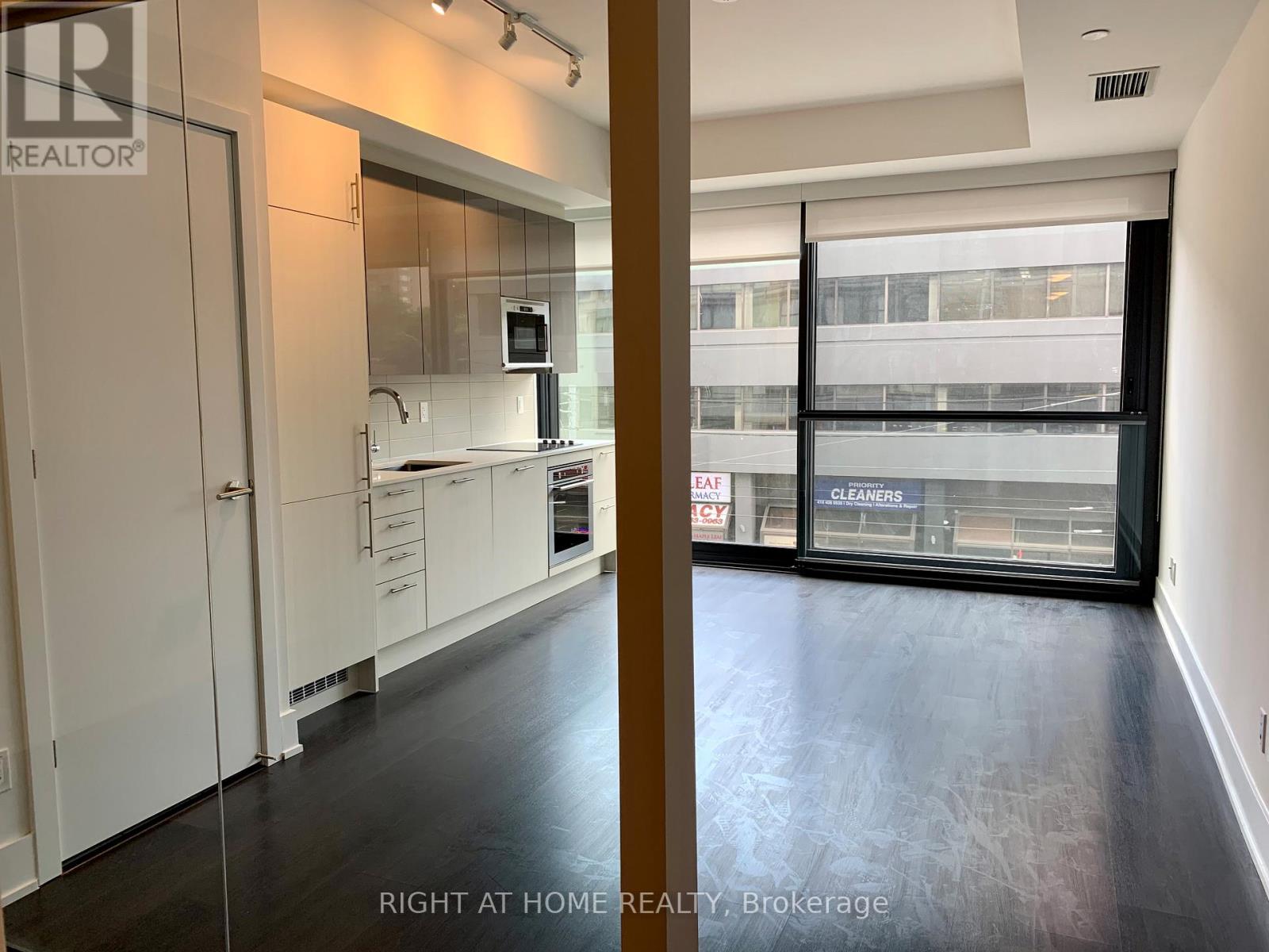205 - 403 CHURCH STREET, Toronto, Ontario