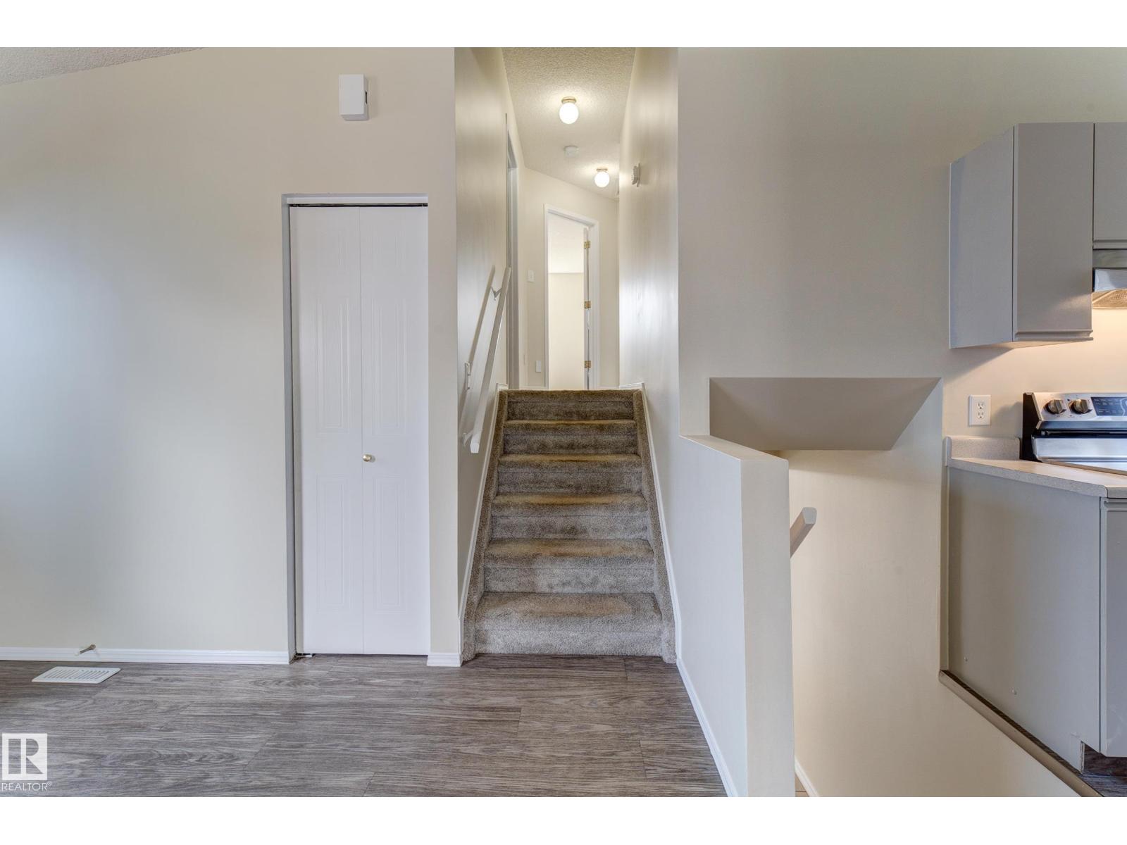 1523 Jarvis Cr NW, Edmonton, Alberta  T6L 6S4 - Photo 16 - E4495213