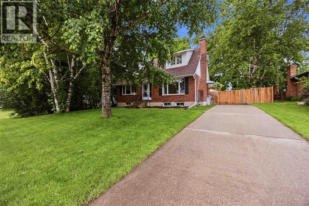 26 ARTHUR STREET, Lambton Shores, Ontario