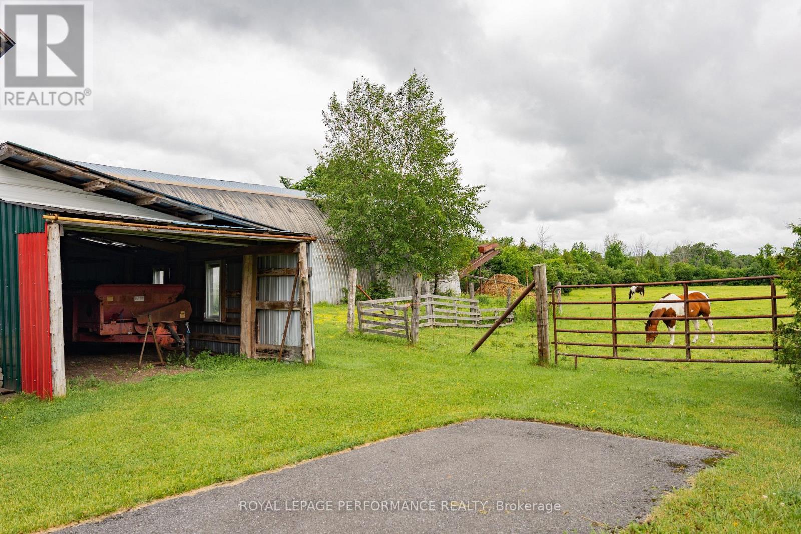 20195 Kenyon Conc Rd 1 Road, North Glengarry, Ontario K0C 1A0 - Photo 12 - X13479586