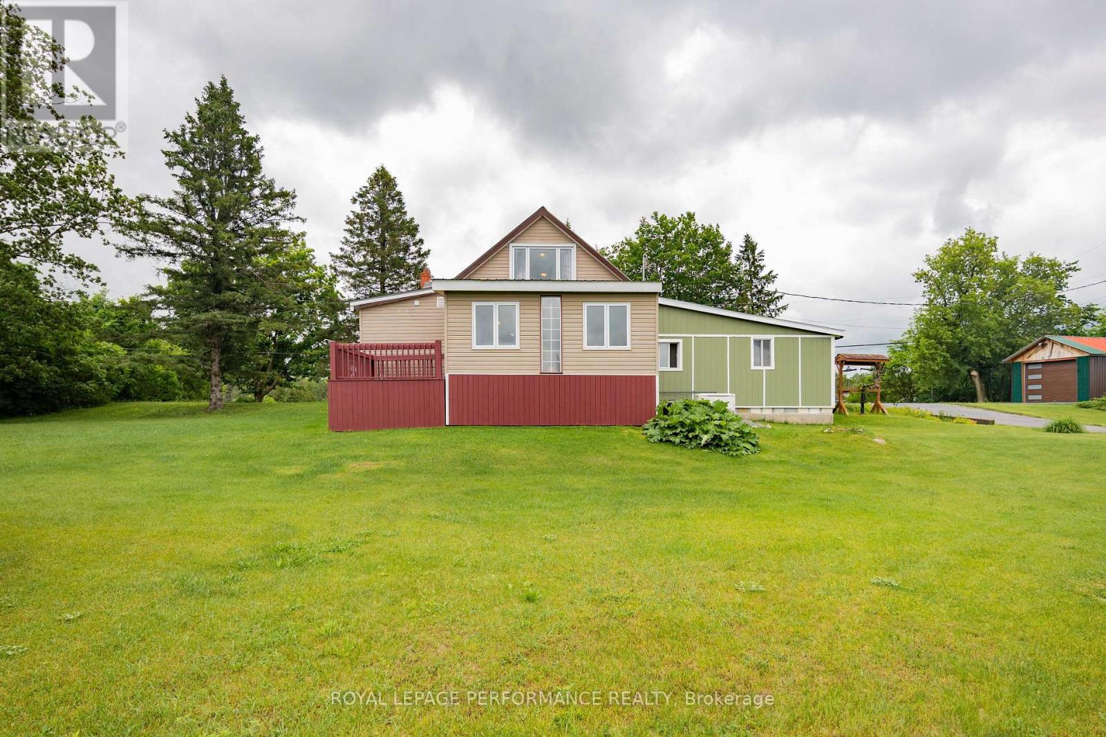 20195 Kenyon Conc Rd 1 Road, North Glengarry, Ontario K0C 1A0 - Photo 7 - X13479586