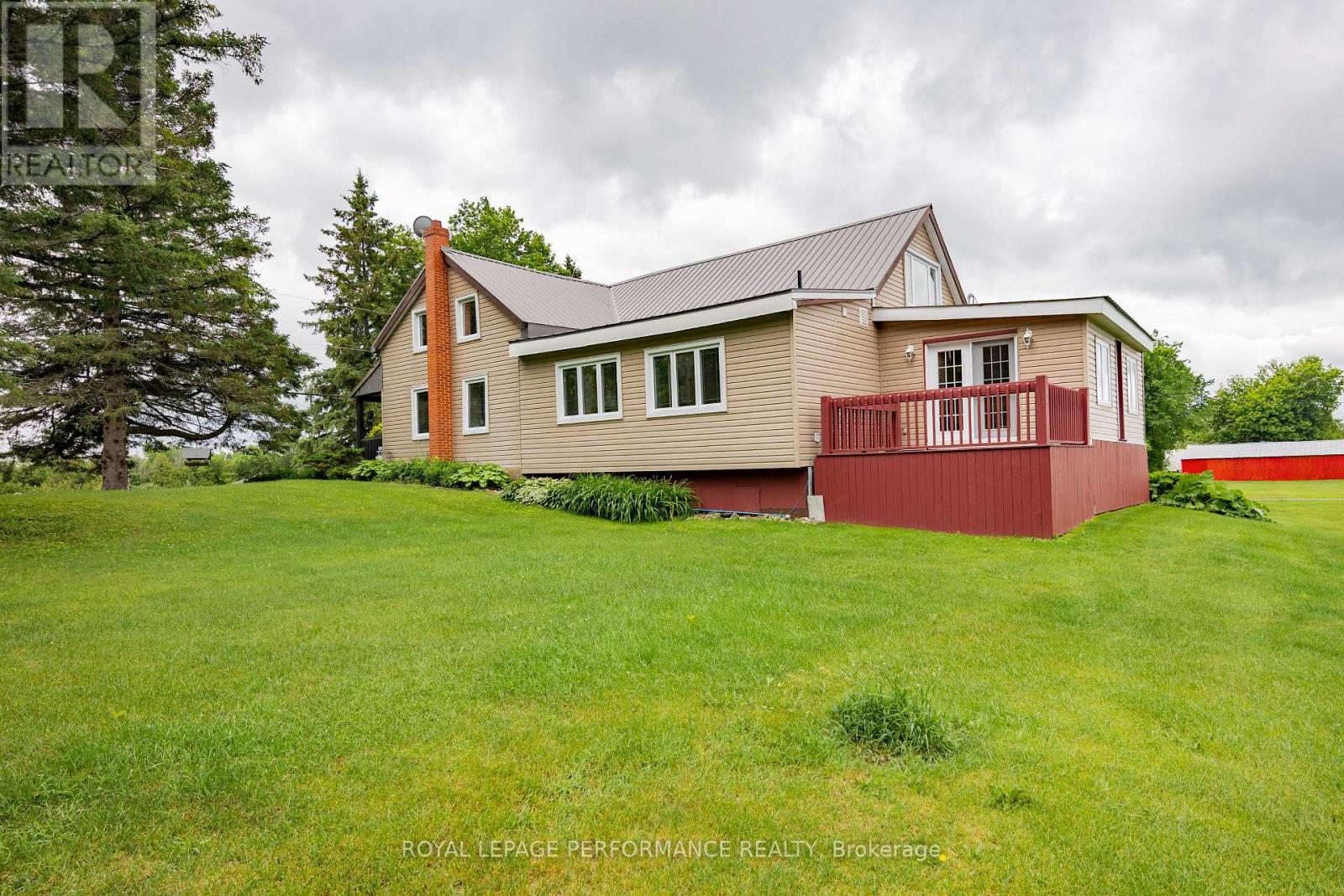 20195 Kenyon Conc Rd 1 Road, North Glengarry, Ontario K0C 1A0 - Photo 8 - X13479586