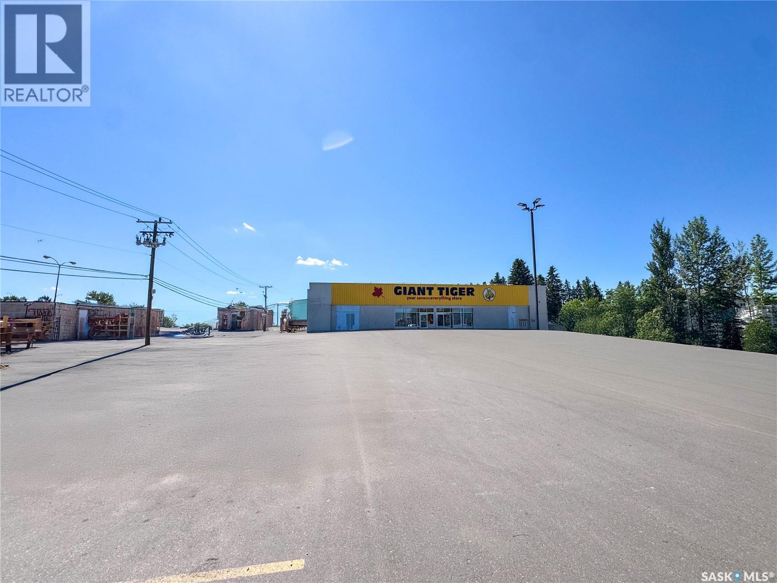 267 32nd Street W, Prince Albert, Saskatchewan  S6V 5Z2 - Photo 18 - SK040398