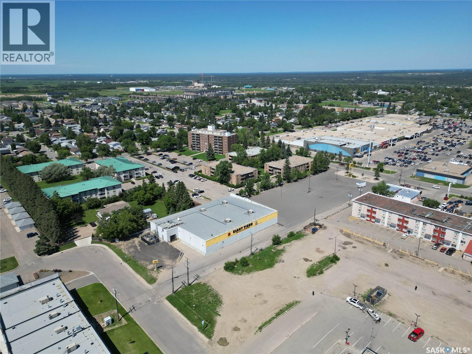 267 32nd Street W, Prince Albert, Saskatchewan  S6V 5Z2 - Photo 6 - SK040398