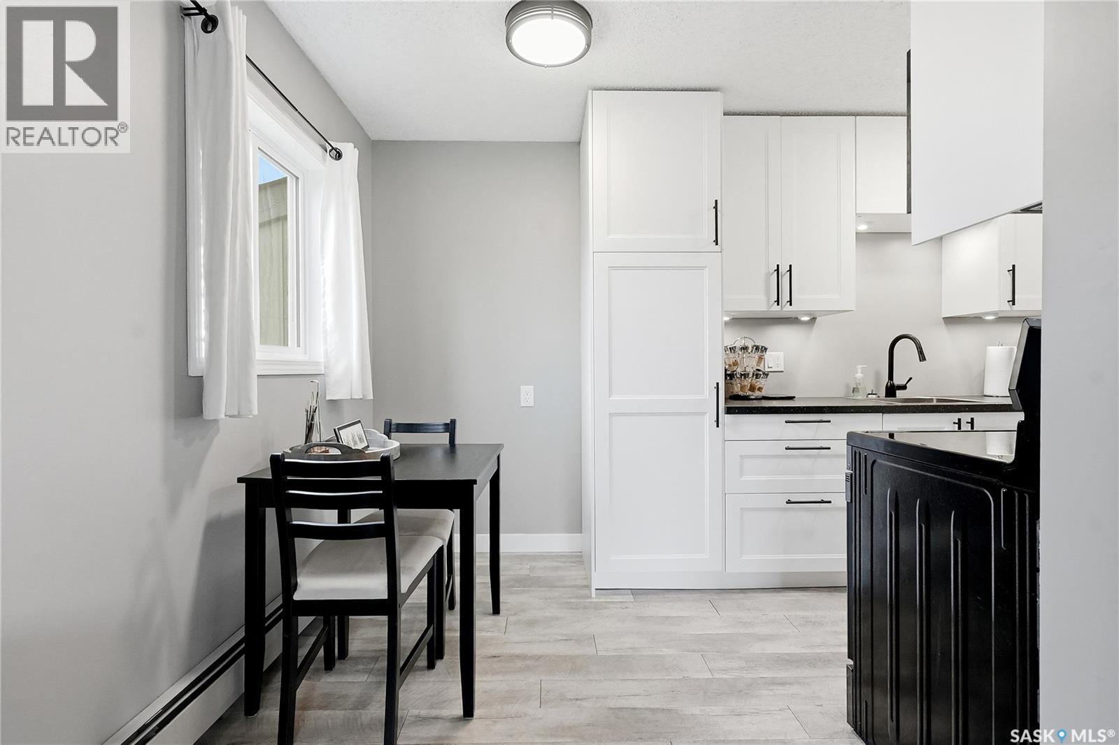 307 833 Wollaston Crescent, Saskatoon, Saskatchewan  S7J 4G1 - Photo 6 - SK040394