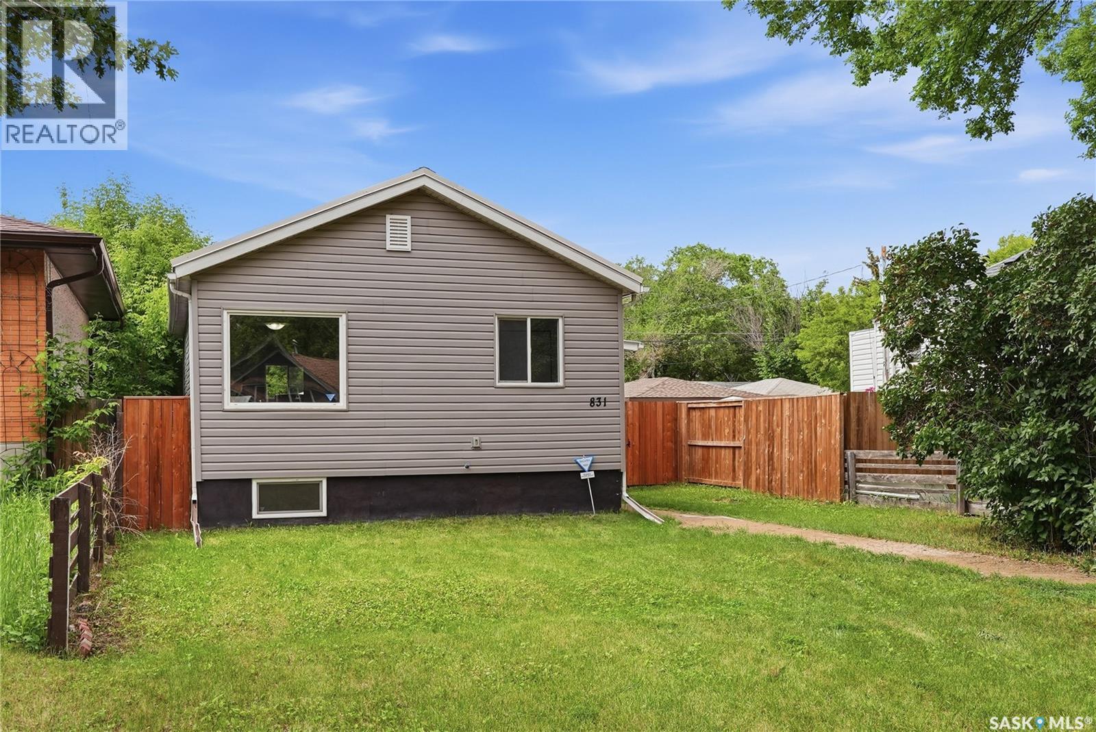 831 K Avenue N, Saskatoon, Saskatchewan  S7L 2N2 - Photo 42 - SK039950