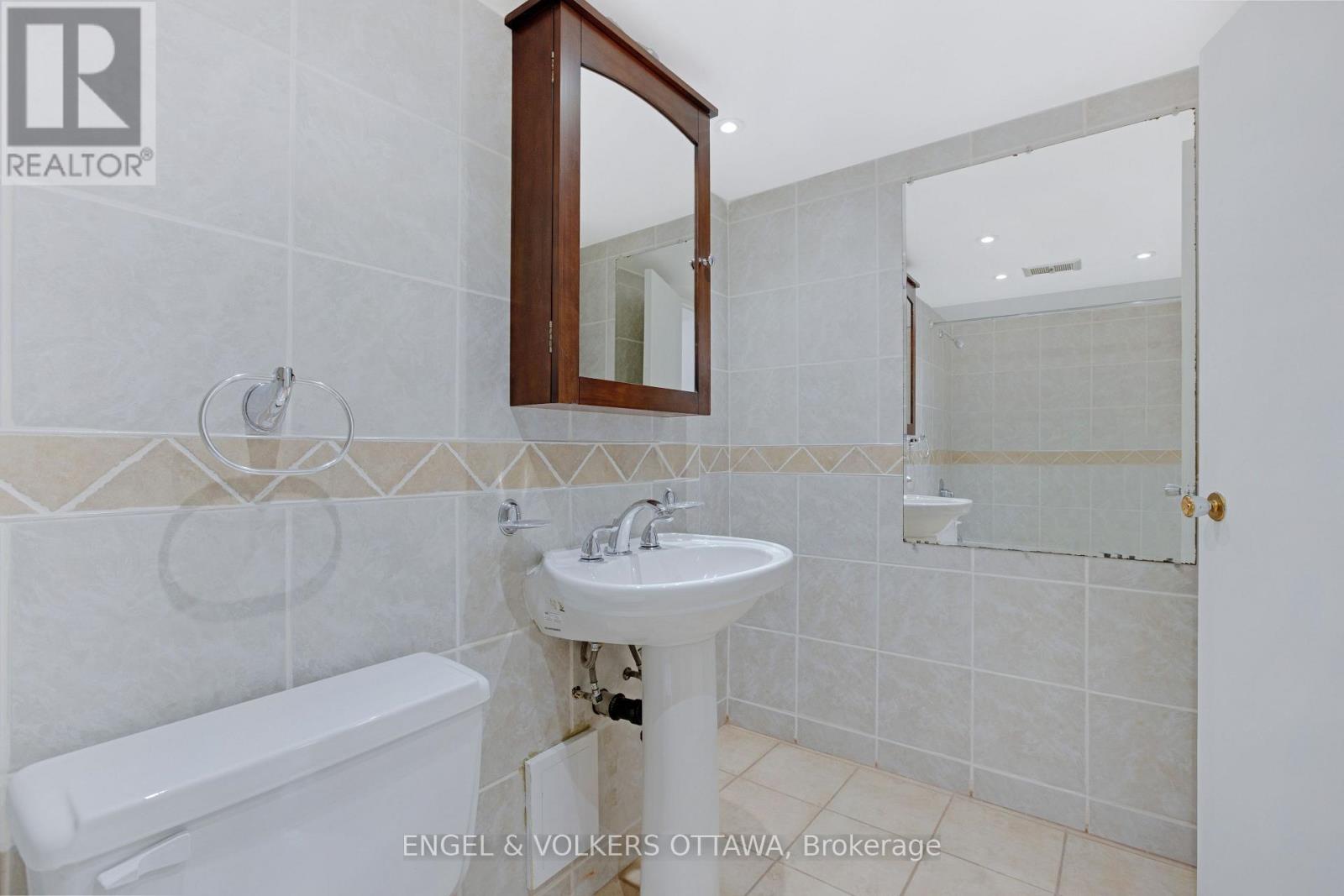 301 - 665 Bathgate Drive, Ottawa, Ontario K1K 3Y4 - Photo 22 - X13466512