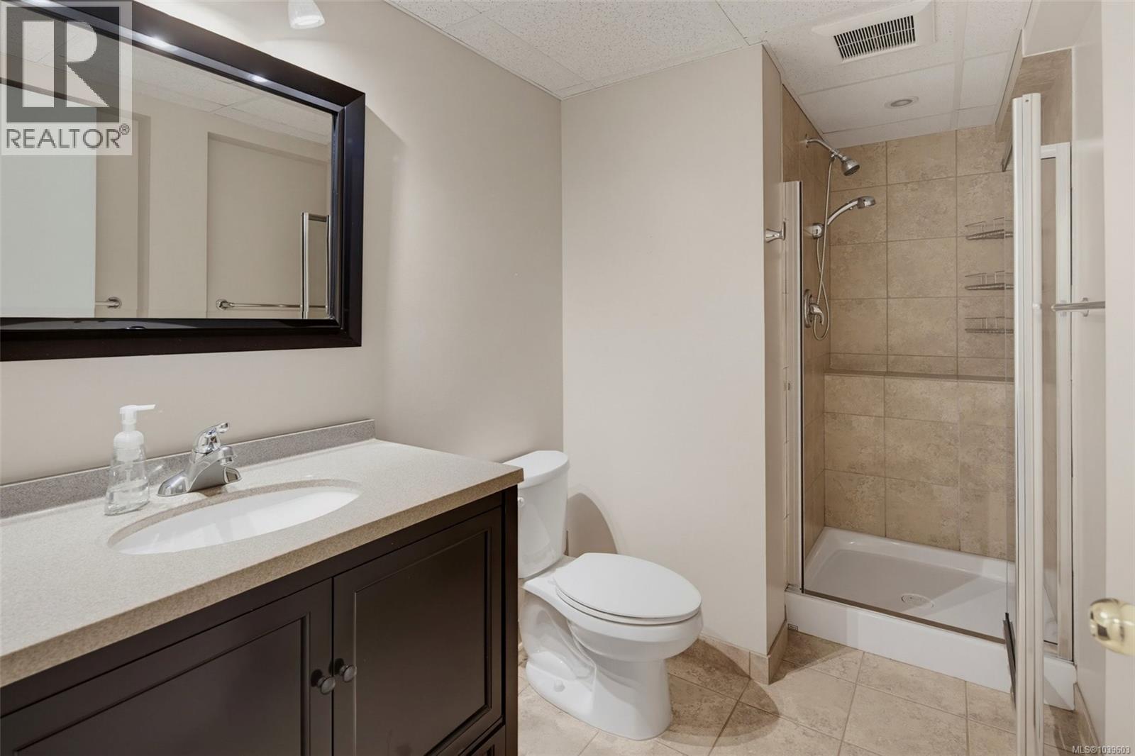 755 Mann Ave, Saanich, British Columbia  V8Z 3C3 - Photo 23 - 1039603