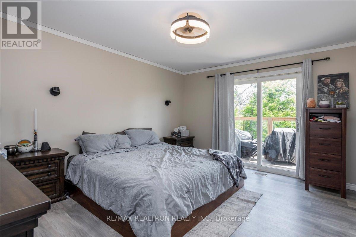 4261 Huronia Road, Orillia, Ontario  L3V 0G8 - Photo 13 - S13479718