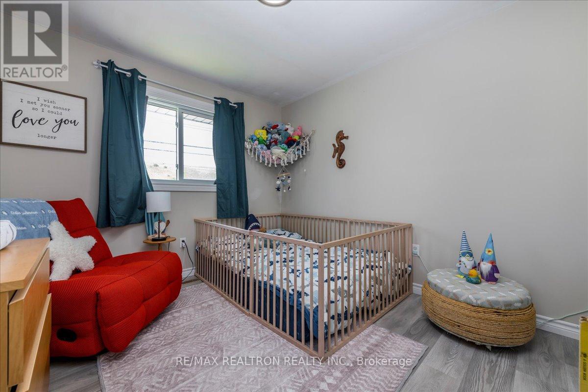 4261 Huronia Road, Orillia, Ontario  L3V 0G8 - Photo 18 - S13479718