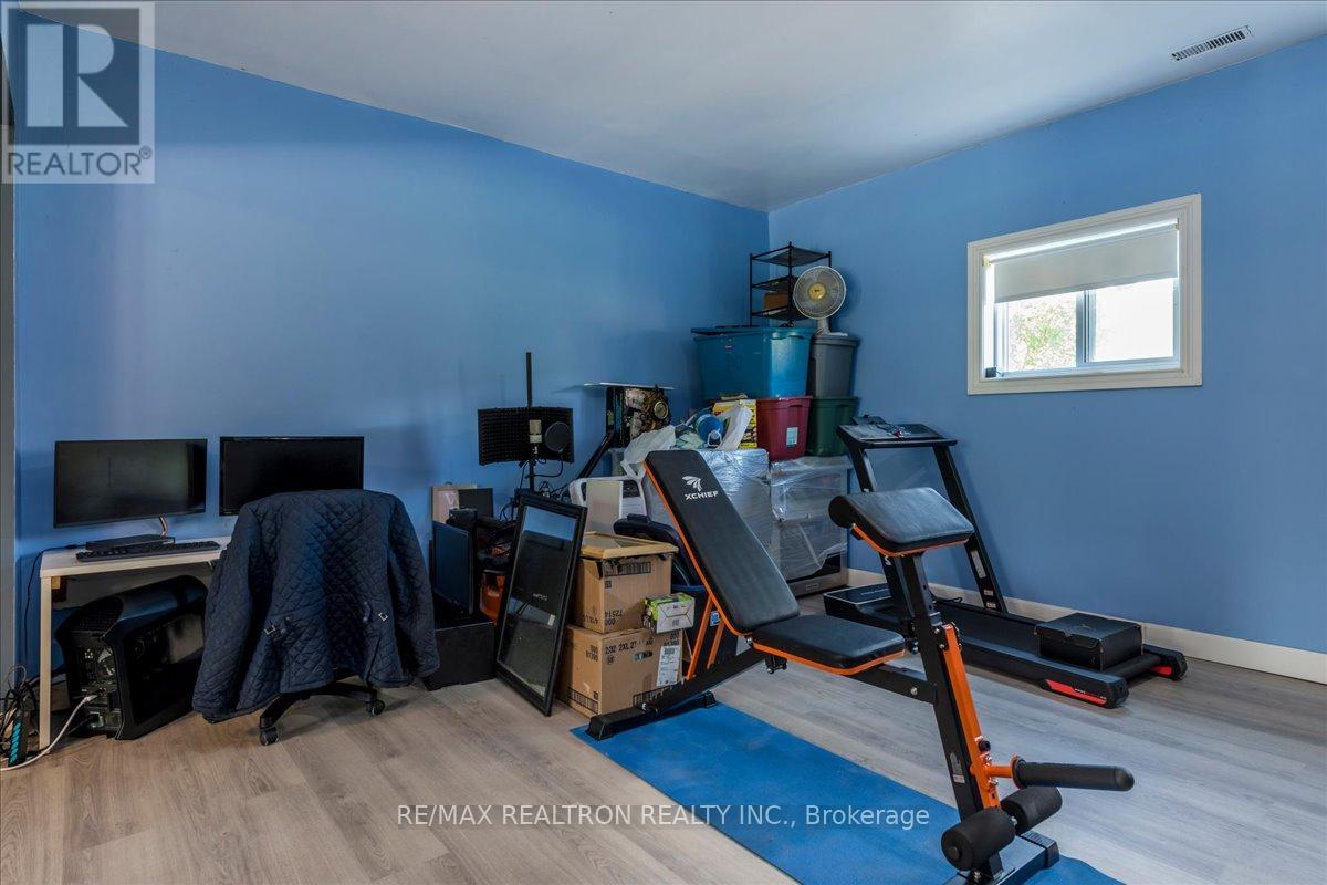 4261 Huronia Road, Orillia, Ontario  L3V 0G8 - Photo 21 - S13479718