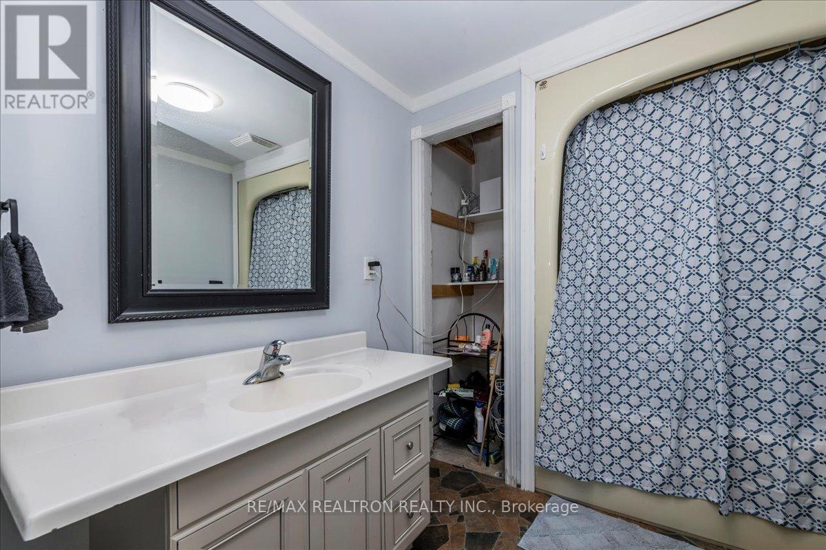 4261 Huronia Road, Orillia, Ontario  L3V 0G8 - Photo 24 - S13479718