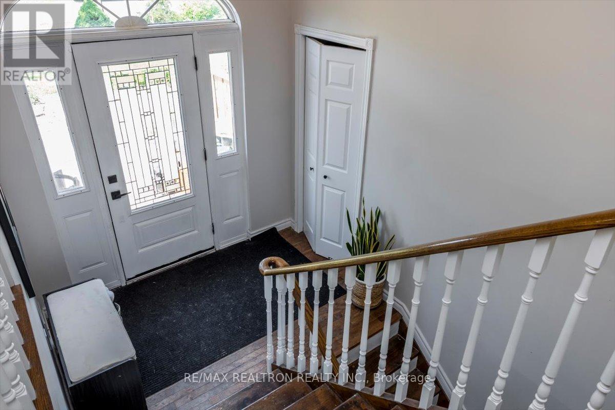 4261 Huronia Road, Orillia, Ontario  L3V 0G8 - Photo 3 - S13479718