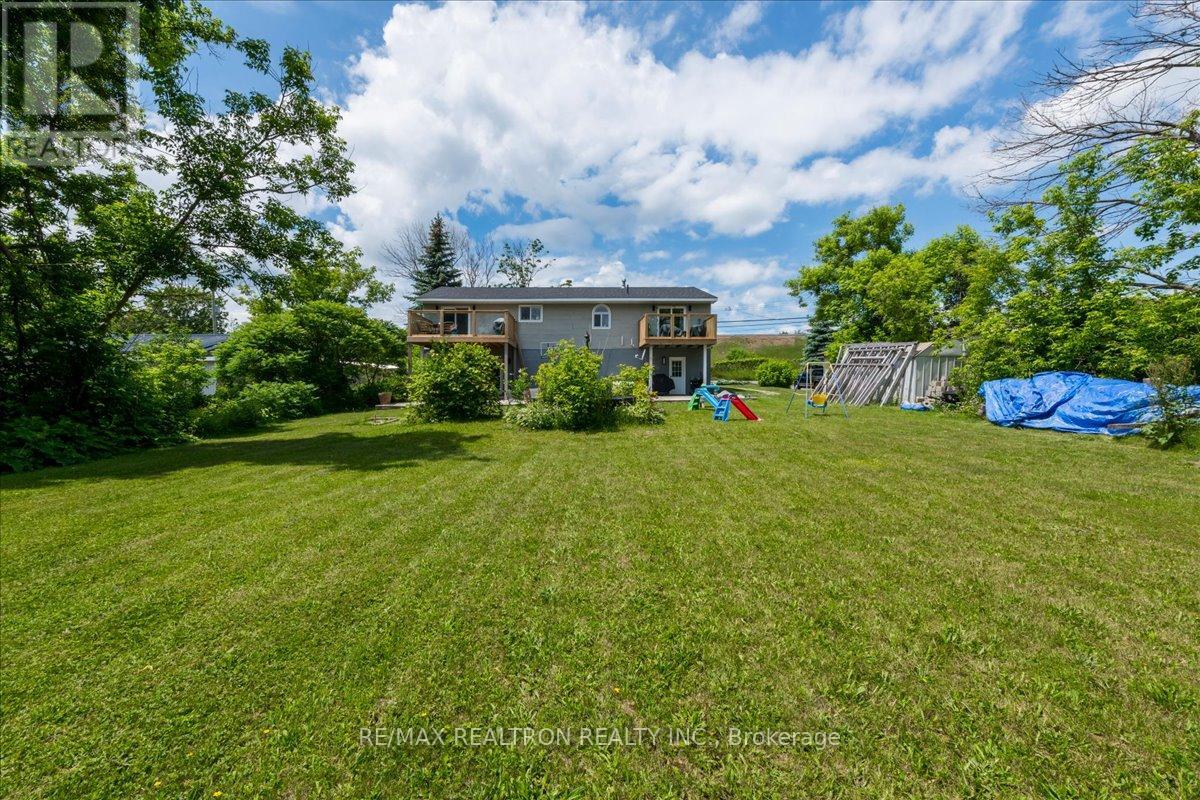 4261 Huronia Road, Orillia, Ontario  L3V 0G8 - Photo 33 - S13479718