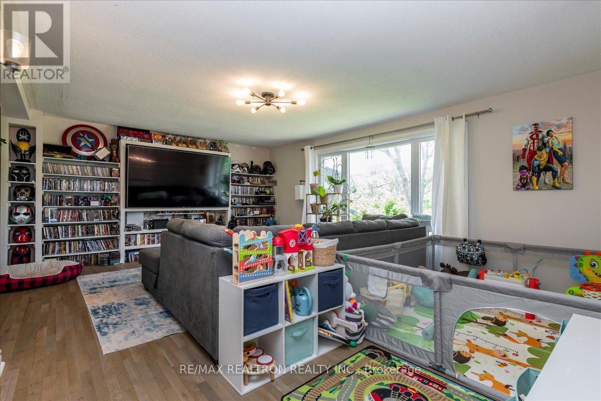 4261 Huronia Road, Orillia, Ontario  L3V 0G8 - Photo 5 - S13479718