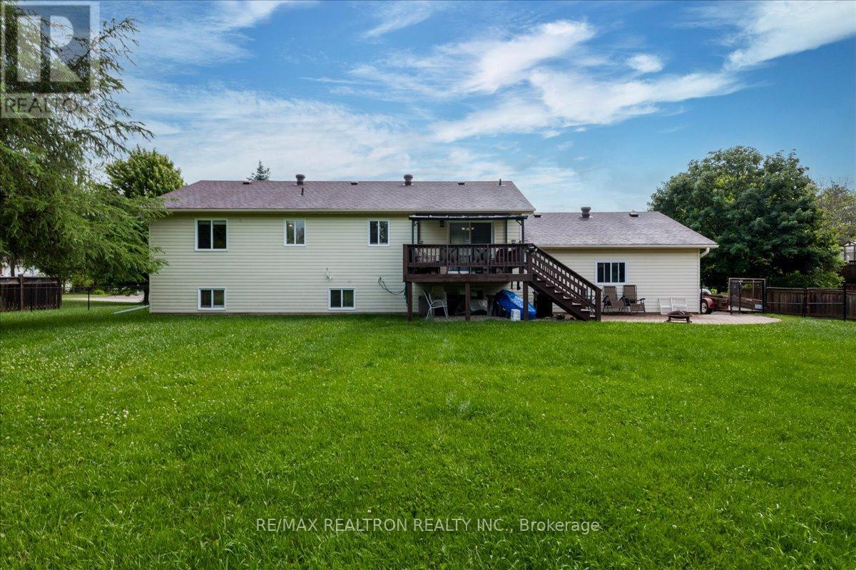 4 Templeton Drive, Clearview, Ontario  L0M 1N0 - Photo 30 - S13479754