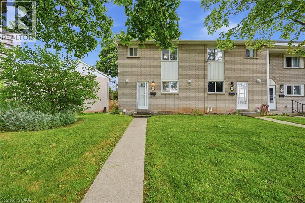 82 RIVERDALE Drive Unit# 14, Hamilton, Ontario