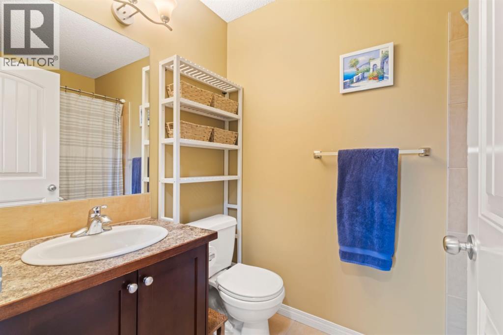 303 Railway Point Se, Langdon, Alberta  T0J 1X1 - Photo 19 - A2320725