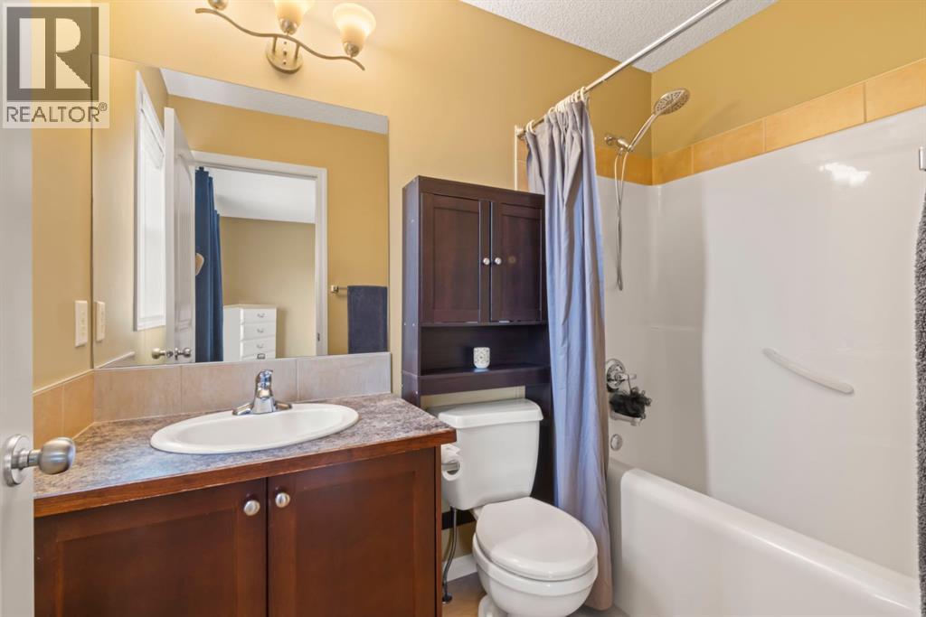 303 Railway Point Se, Langdon, Alberta  T0J 1X1 - Photo 14 - A2320725