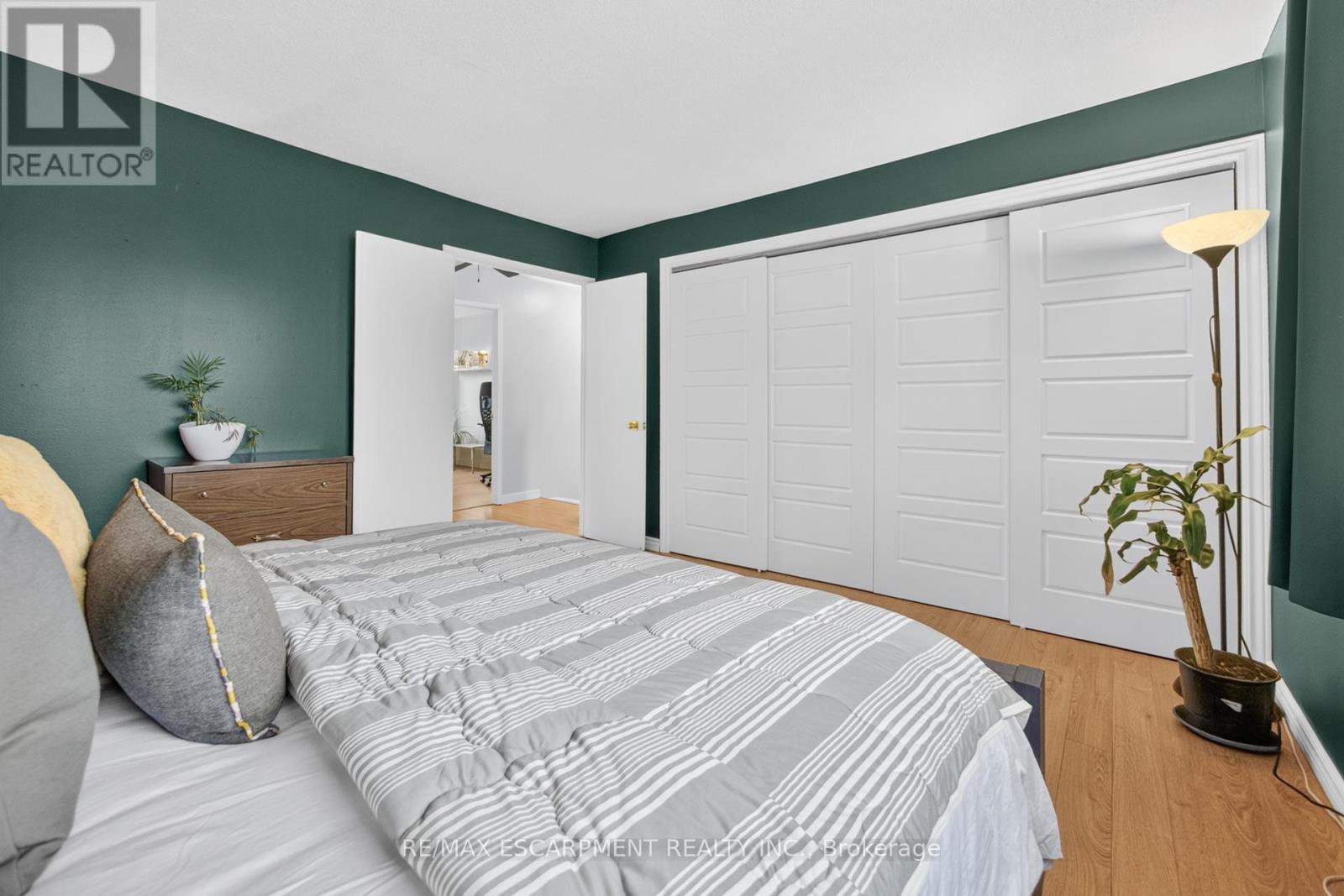 647 Woodward Avenue, Milton, Ontario  L9T 3K4 - Photo 27 - W13479566