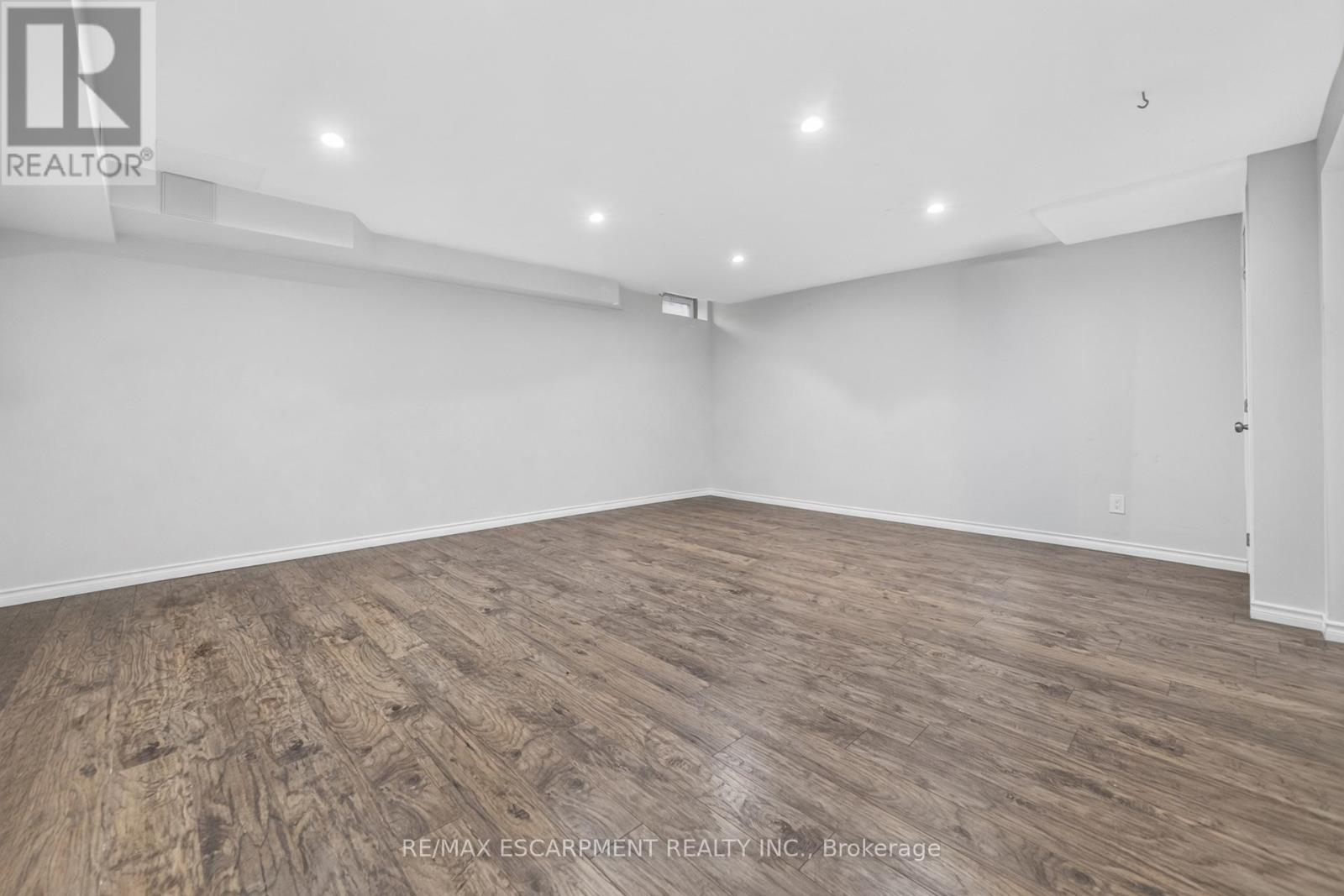 647 Woodward Avenue, Milton, Ontario  L9T 3K4 - Photo 39 - W13479566
