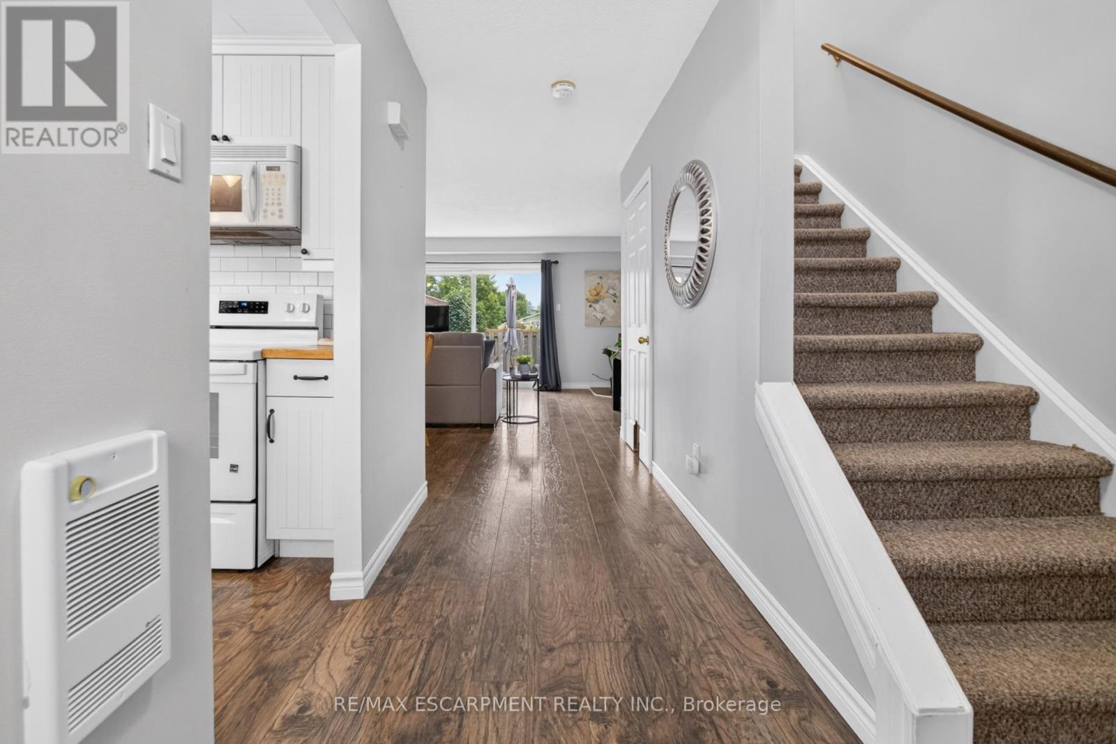 647 Woodward Avenue, Milton, Ontario  L9T 3K4 - Photo 6 - W13479566