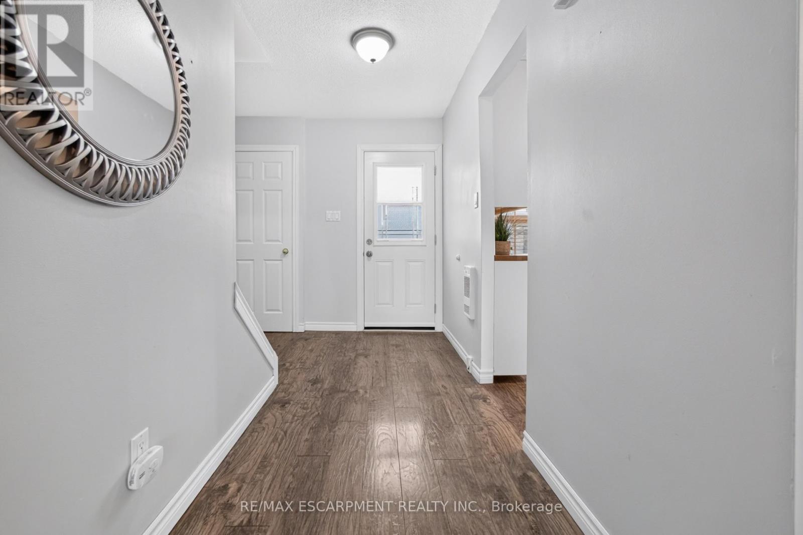 647 Woodward Avenue, Milton, Ontario  L9T 3K4 - Photo 7 - W13479566