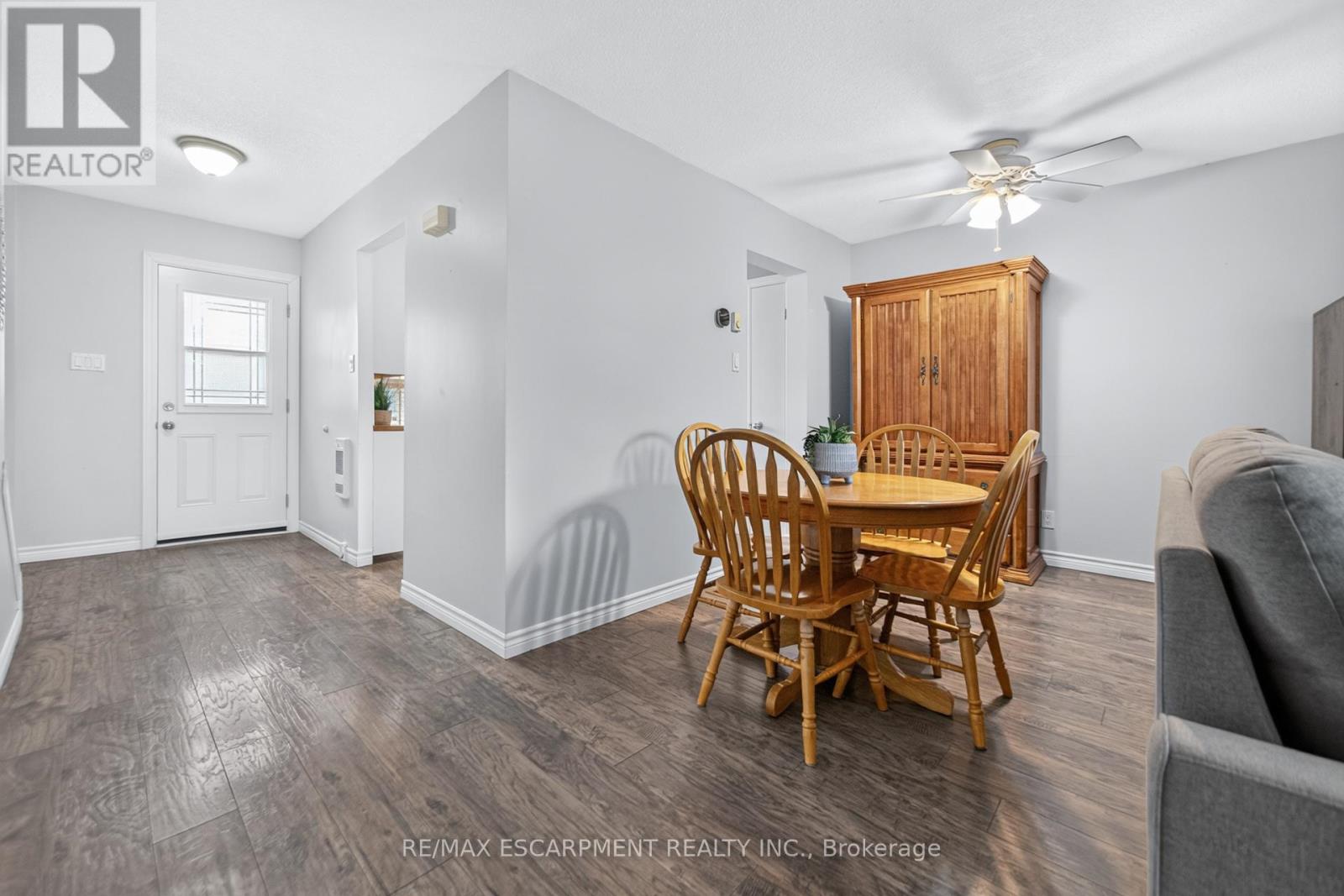 647 Woodward Avenue, Milton, Ontario  L9T 3K4 - Photo 9 - W13479566