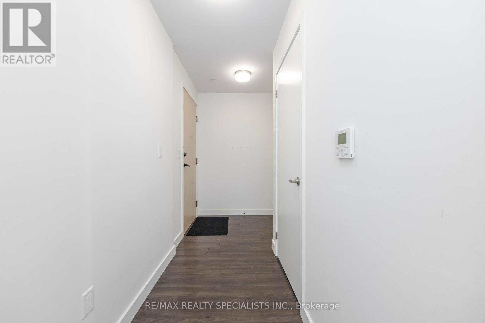 214 - 150 Sabina Drive, Oakville, Ontario L6H 0W3 - Photo 4 - W13479650